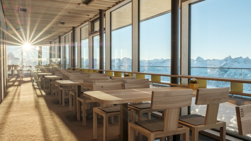 Innenansicht Restaurant, Gipfelrestaurant Nebelhorn